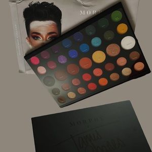 MORPHE X JAMES CHARLES Eyeshadow Palette